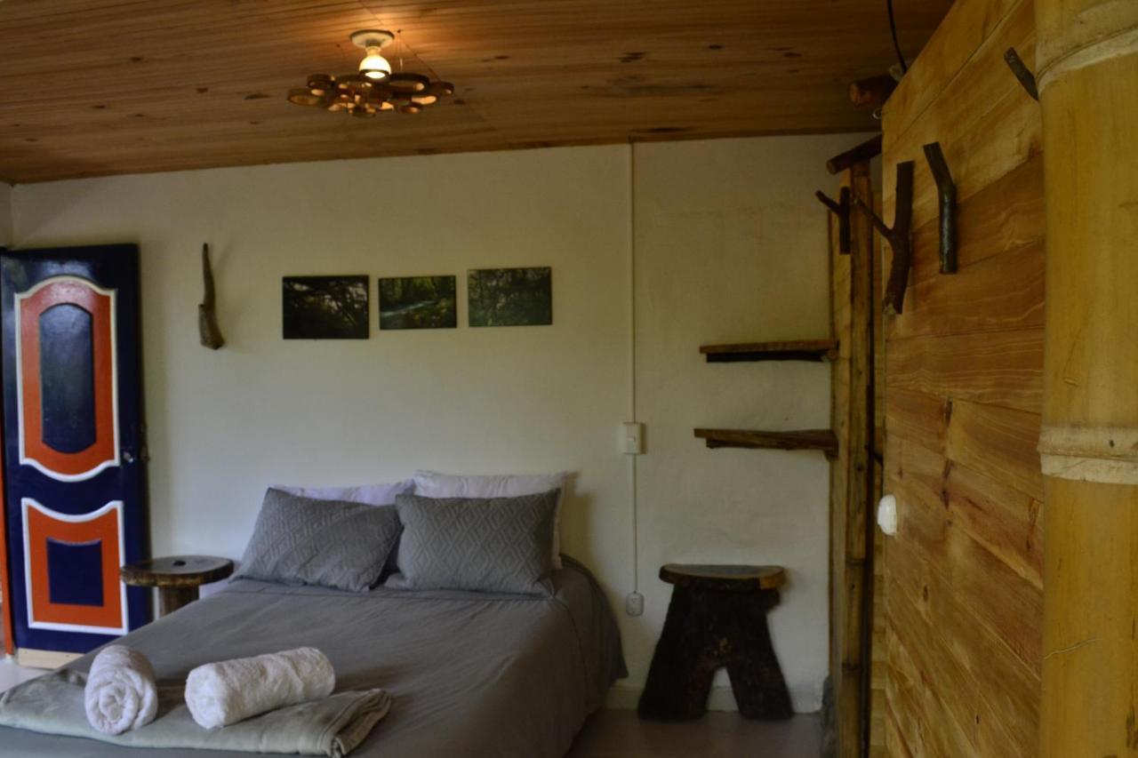 Habitacion Las Bromelias, Pijao, Finca Flora Del Rio Εξωτερικό φωτογραφία